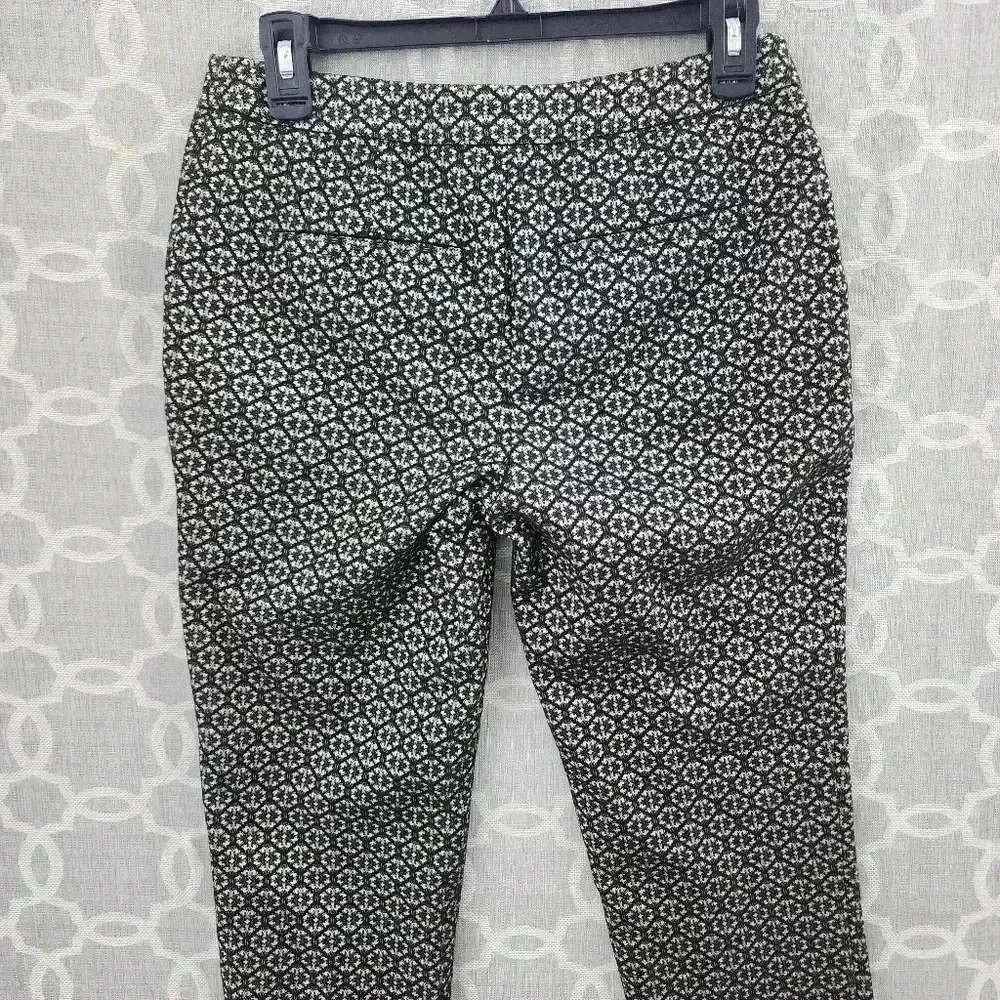Chico's Women's 00 / 2 Pattern Ankle Women's Pants - Picture 4 of 7
